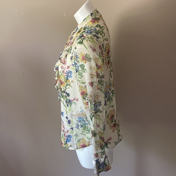 H&M Cream Floral Crinkled Flounced Long Sleeve Ruffle Buttoned Down Blouse - Picture 3 of 6